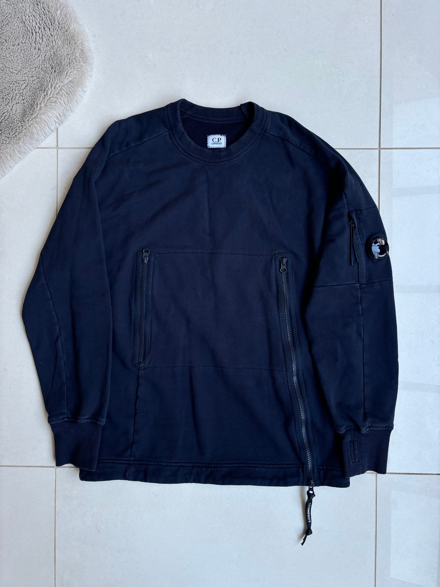 C.P Company AW22 Zipped Rounded Goggle Sweatshirt Navy M