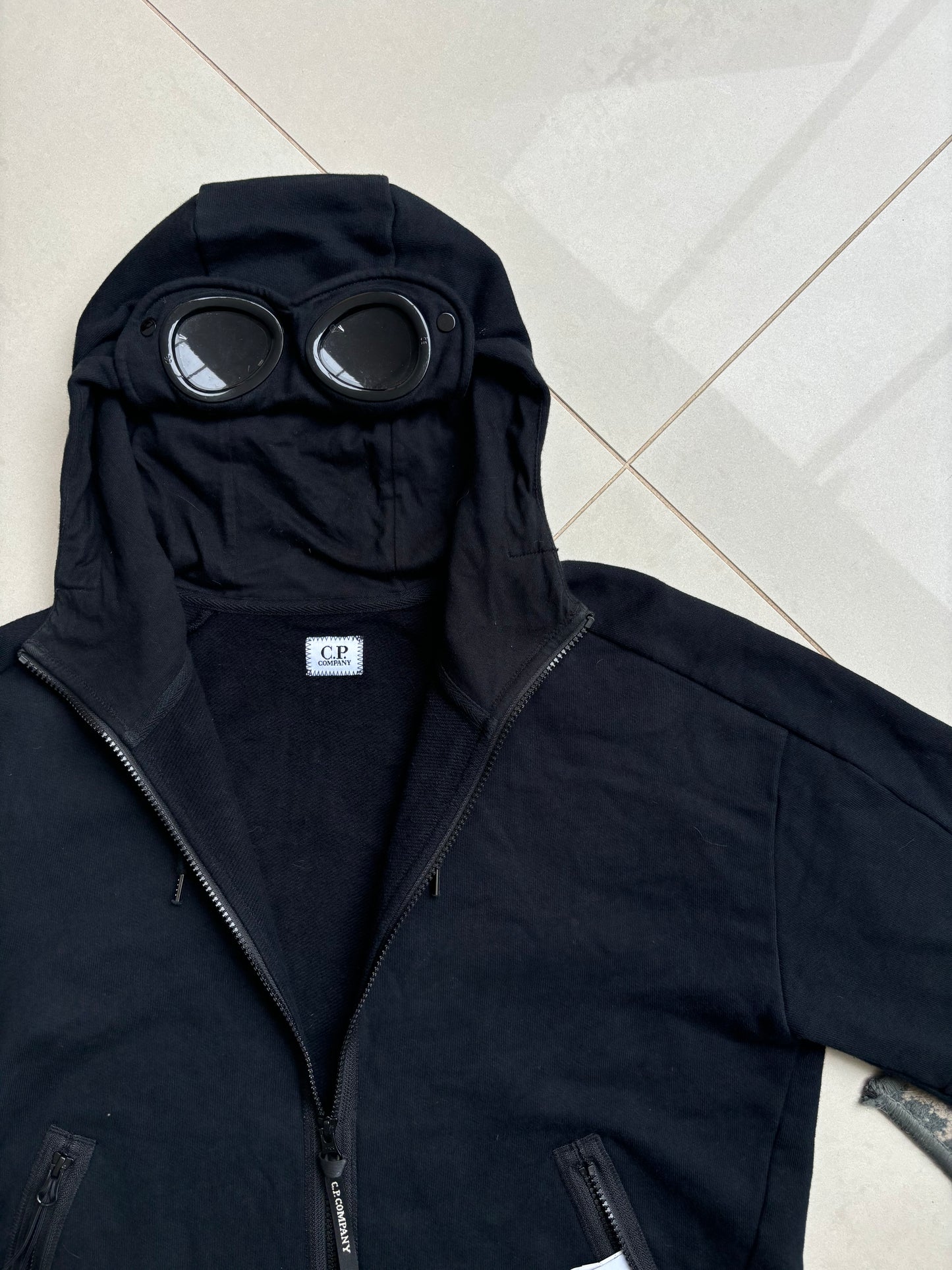 C.P Company Thumb Goggle Hoodie Black AW20 M