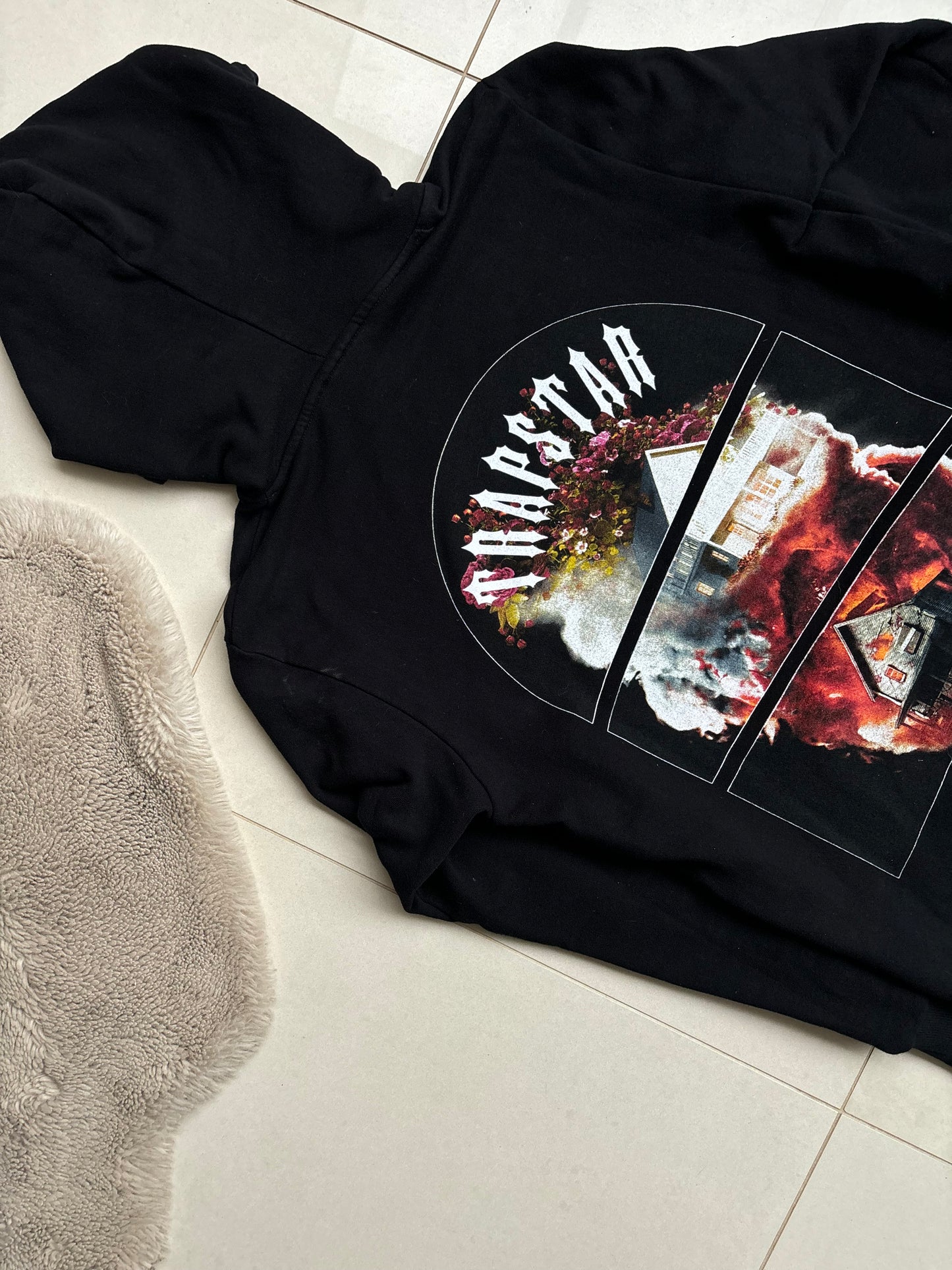 Trapstar x Jhus Beautiful and brutal yard black hoodie M