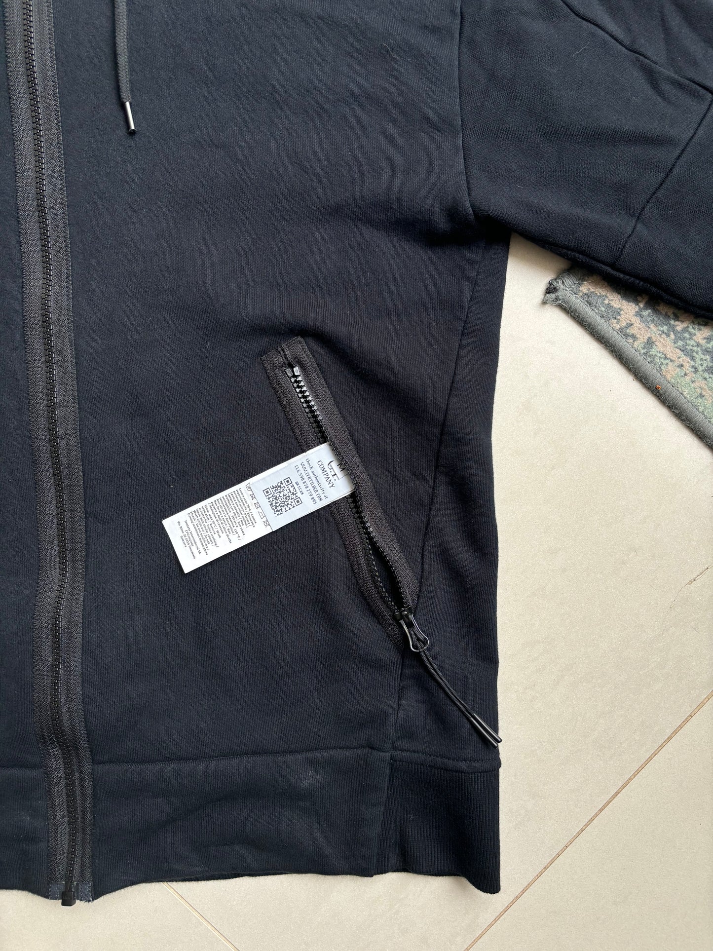C.P Company Thumb Goggle Hoodie Black AW20 M