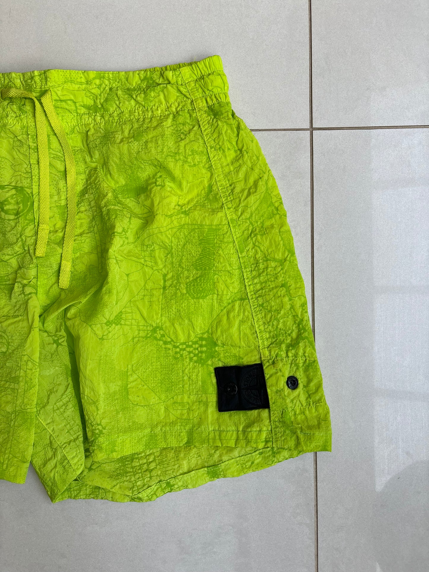 Stone Island Shadow Project Econyl Nylon Metal Waffle Shorts Neon Green M