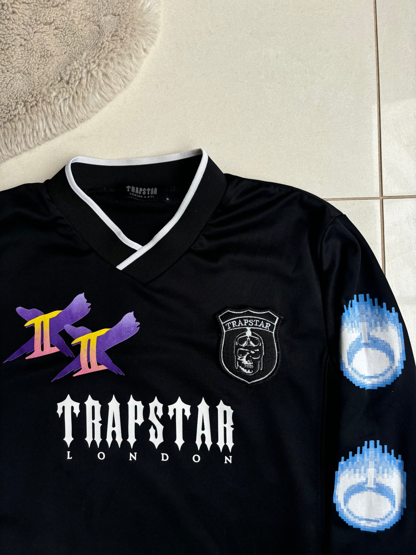 Trapstar x Street Fighter 2 Football Jersey M