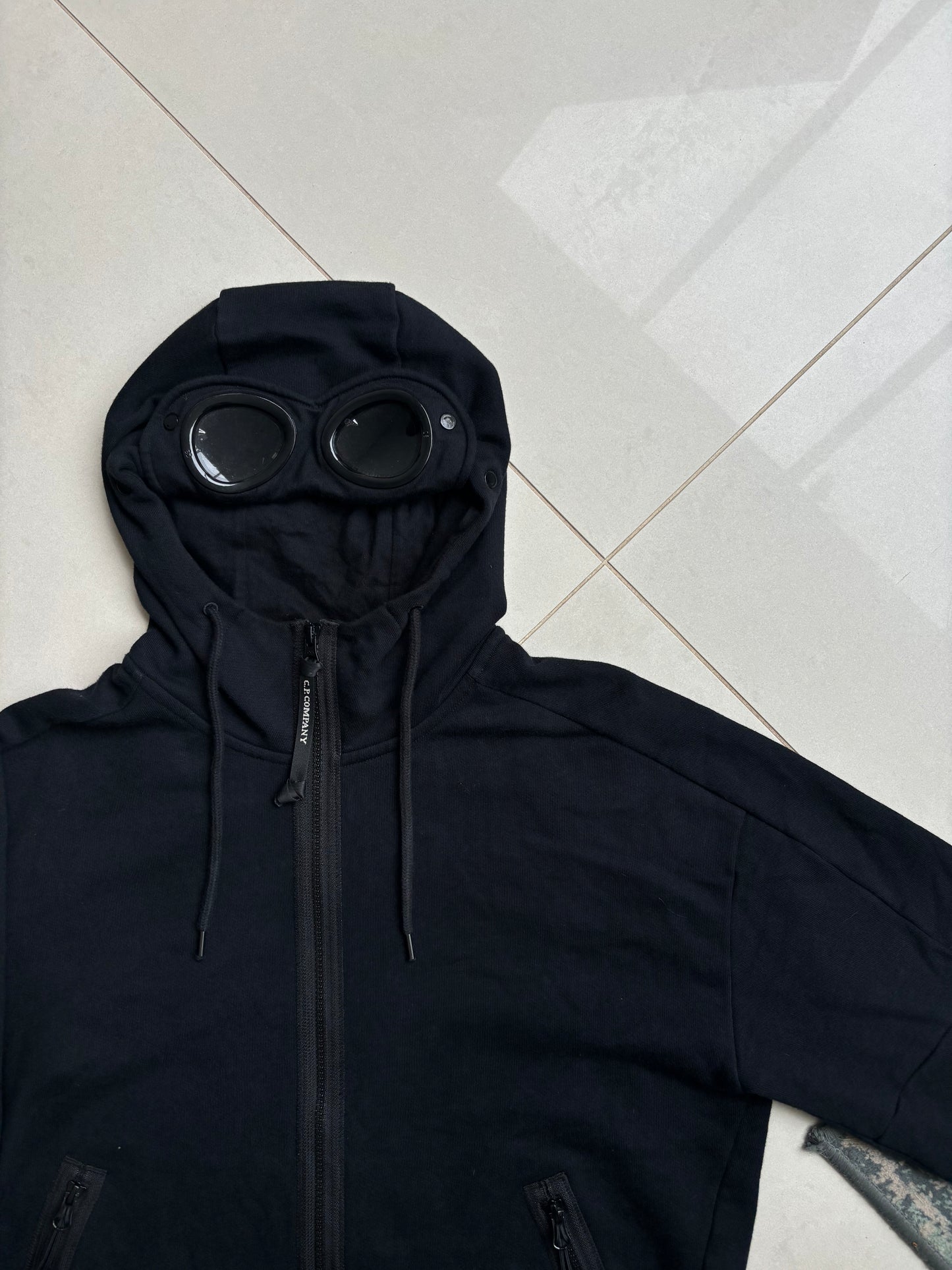 C.P Company Thumb Goggle Hoodie Black AW20 M
