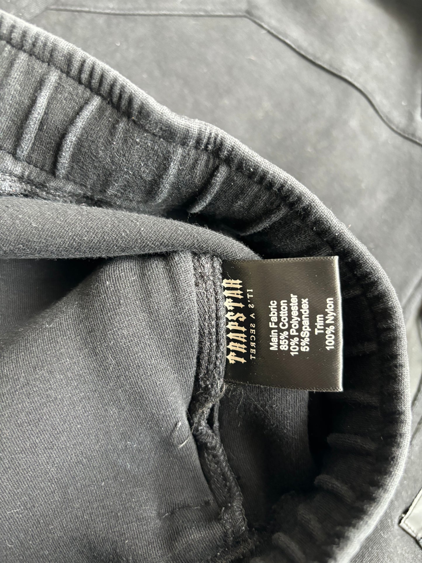 Trapstar Tech Fleece Tracksuit Set Black Red M