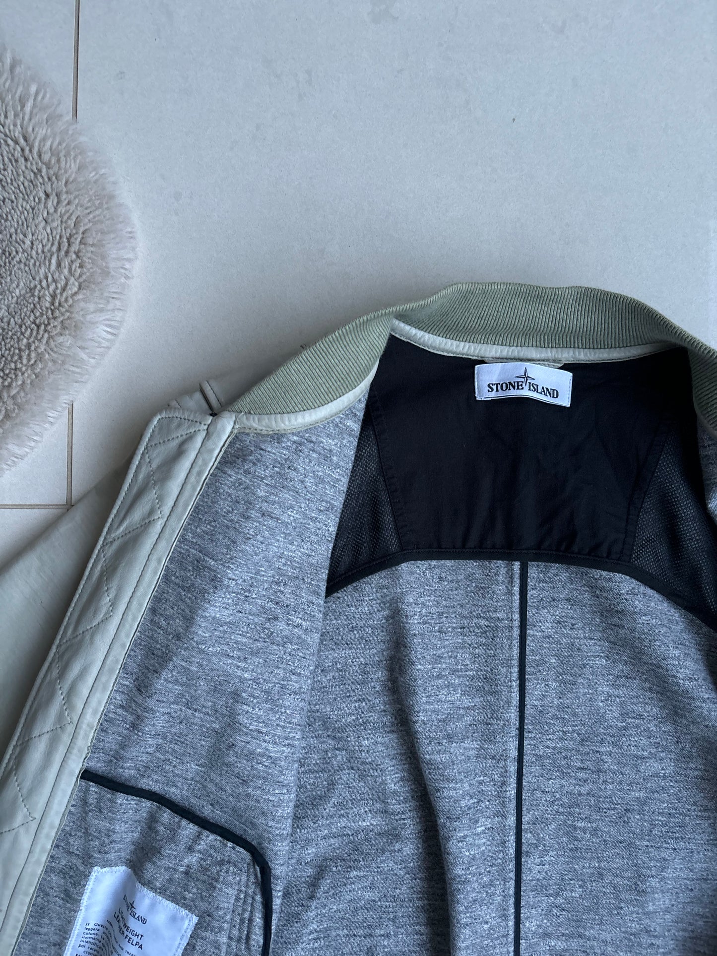 Stone Island Lightweight Leather Felpa Bomber Jacket Sand/Pale Green M