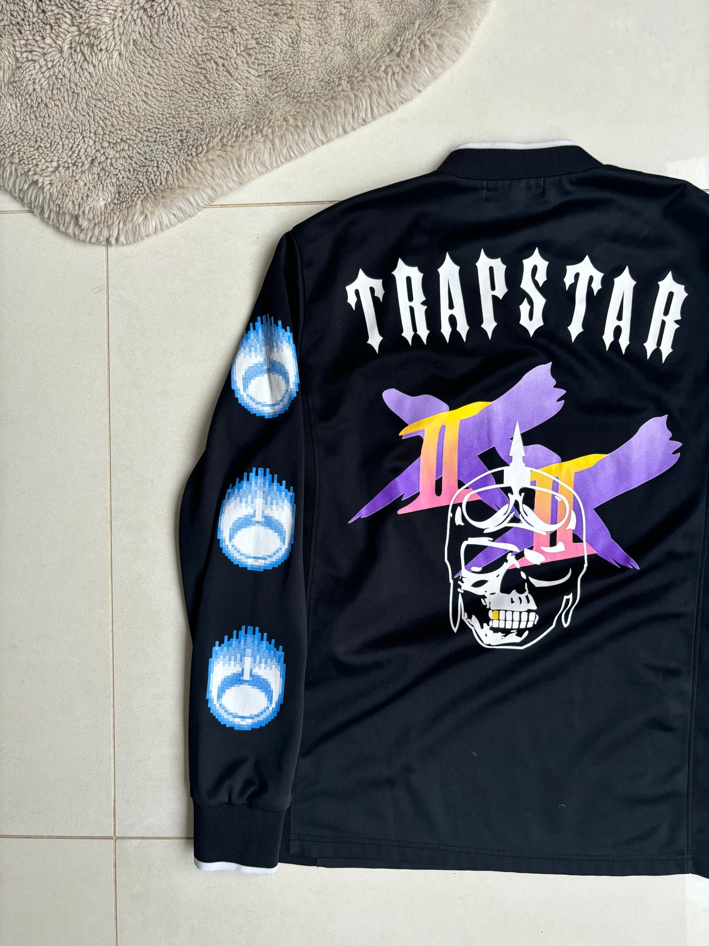 Trapstar x Street Fighter 2 Football Jersey M
