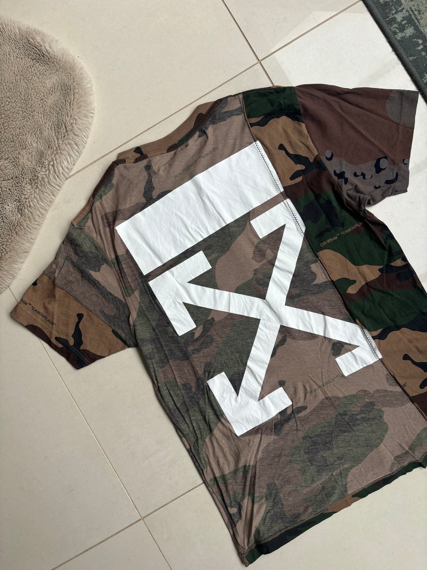 Off White Deconstructed Camo T shirt M