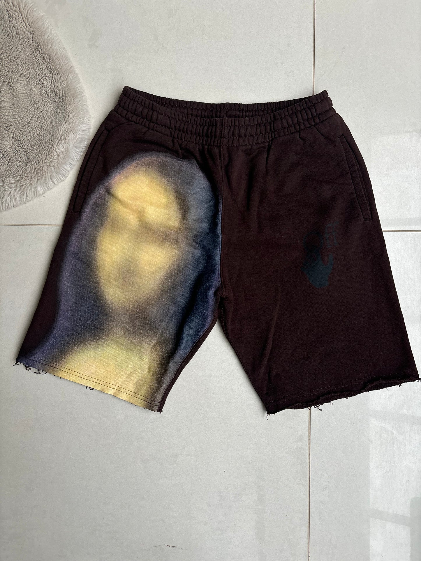 Off White Mona Lisa Blurred Brown Shorts M