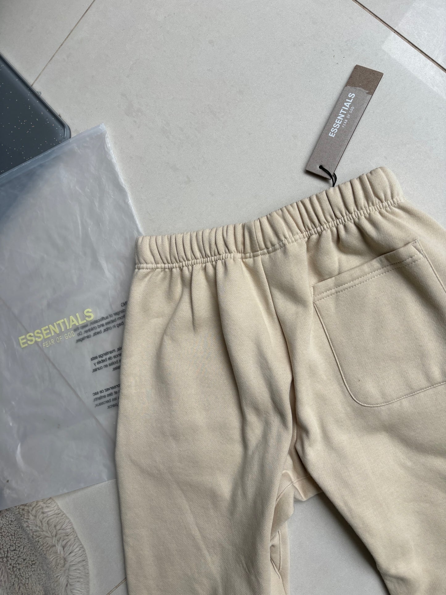 Essentials FOG Joggers Cream S