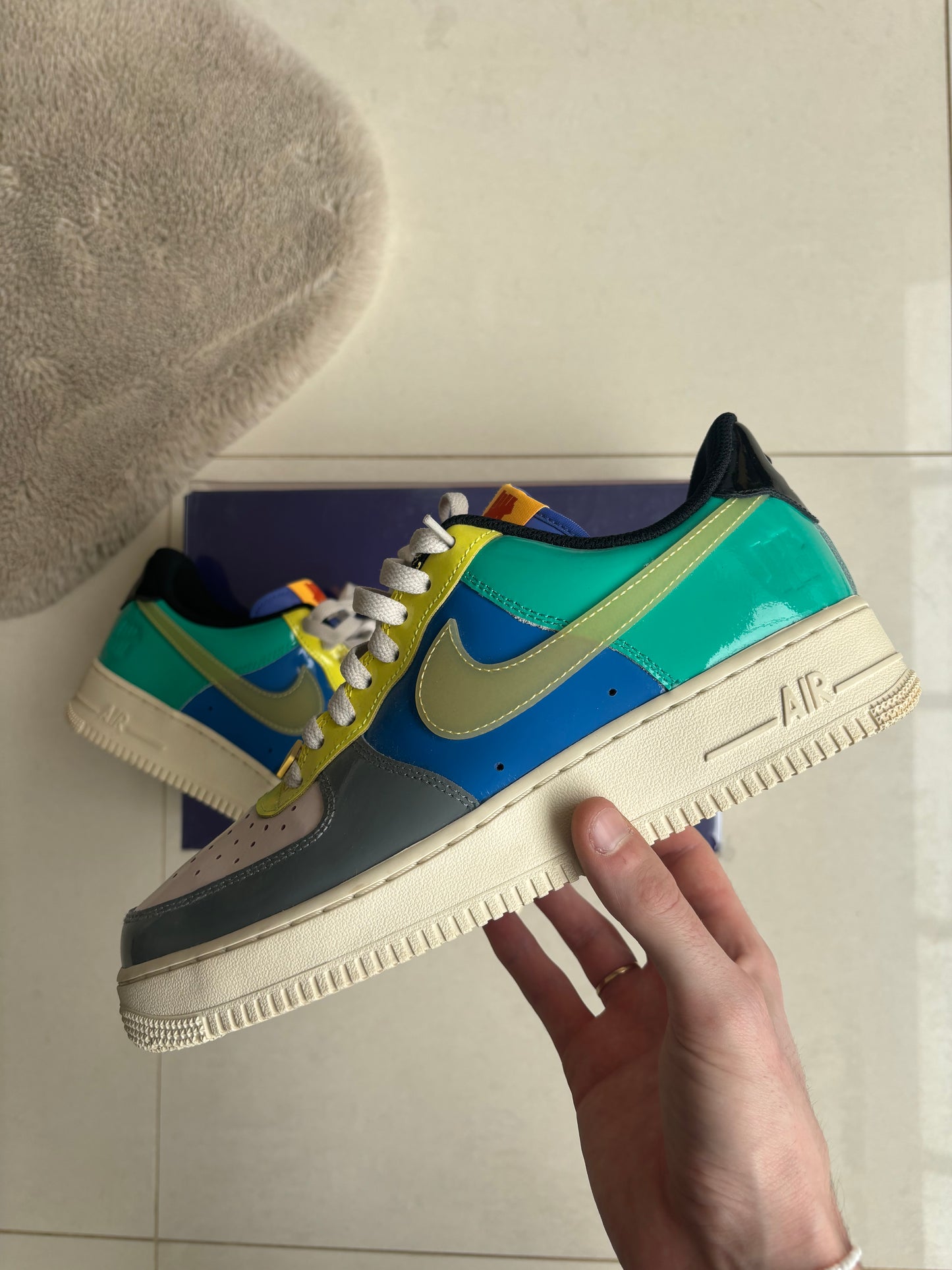 Nike x Undefeated Air Force 1 UK8 Grey/Green/Blue