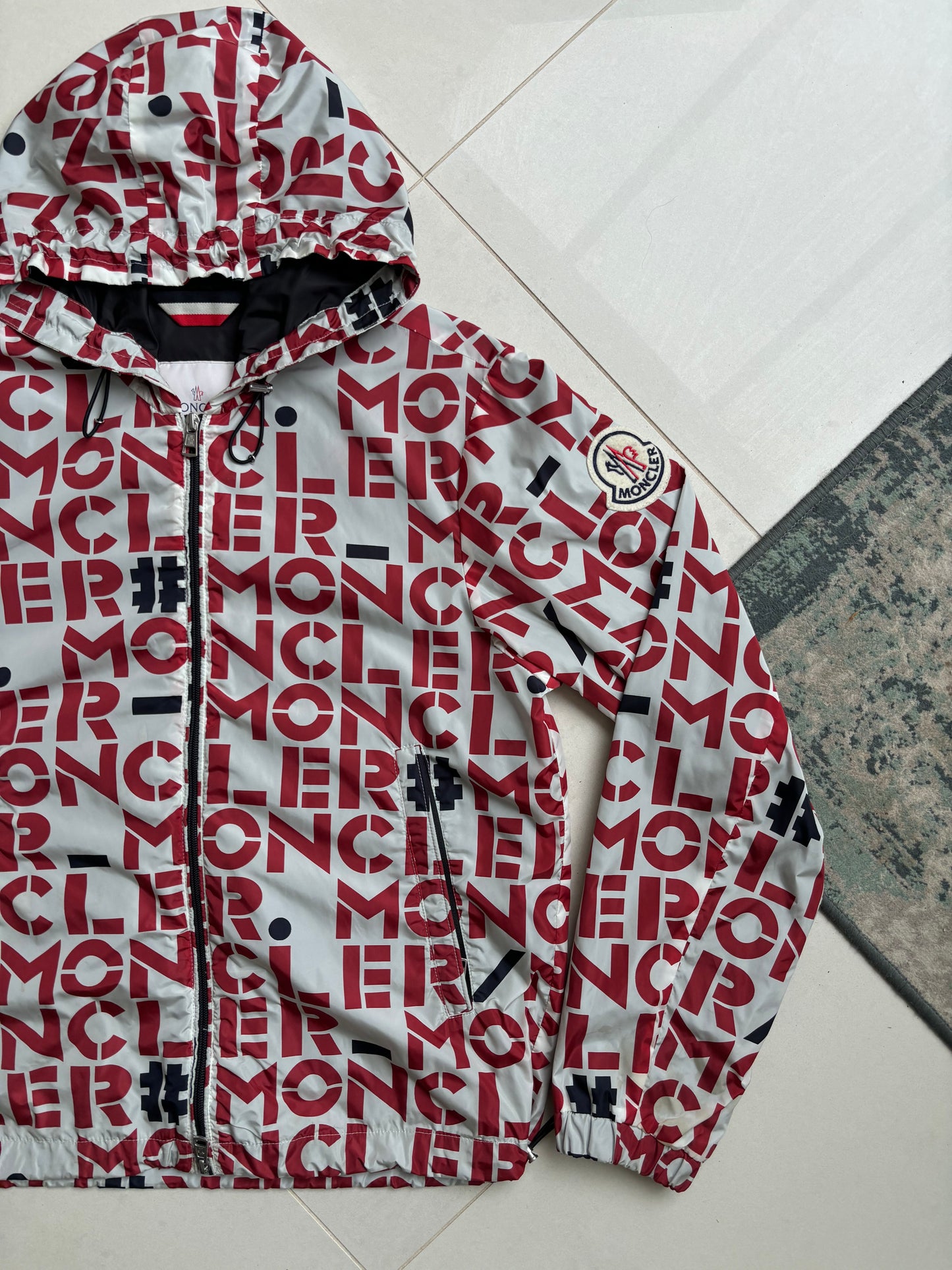 Moncler All Over Print  Windbreaker M