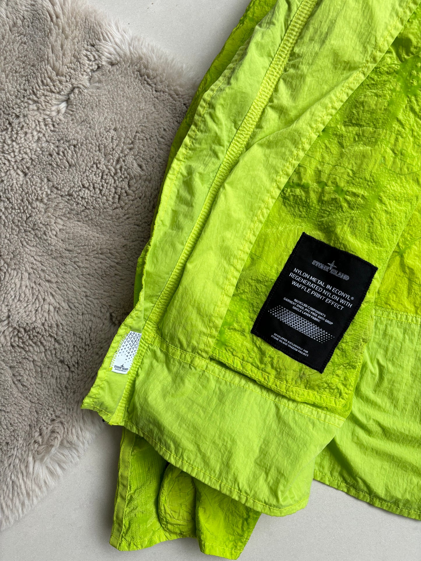 Stone Island Shadow Project Econyl Nylon Metal Waffle Jacket Neon Green M