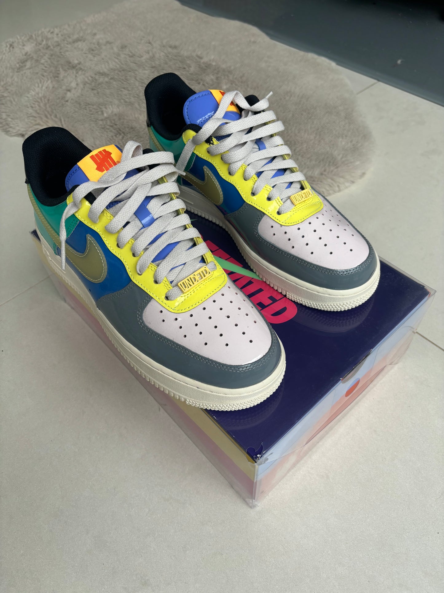 Nike x Undefeated Air Force 1 UK8 Grey/Green/Blue