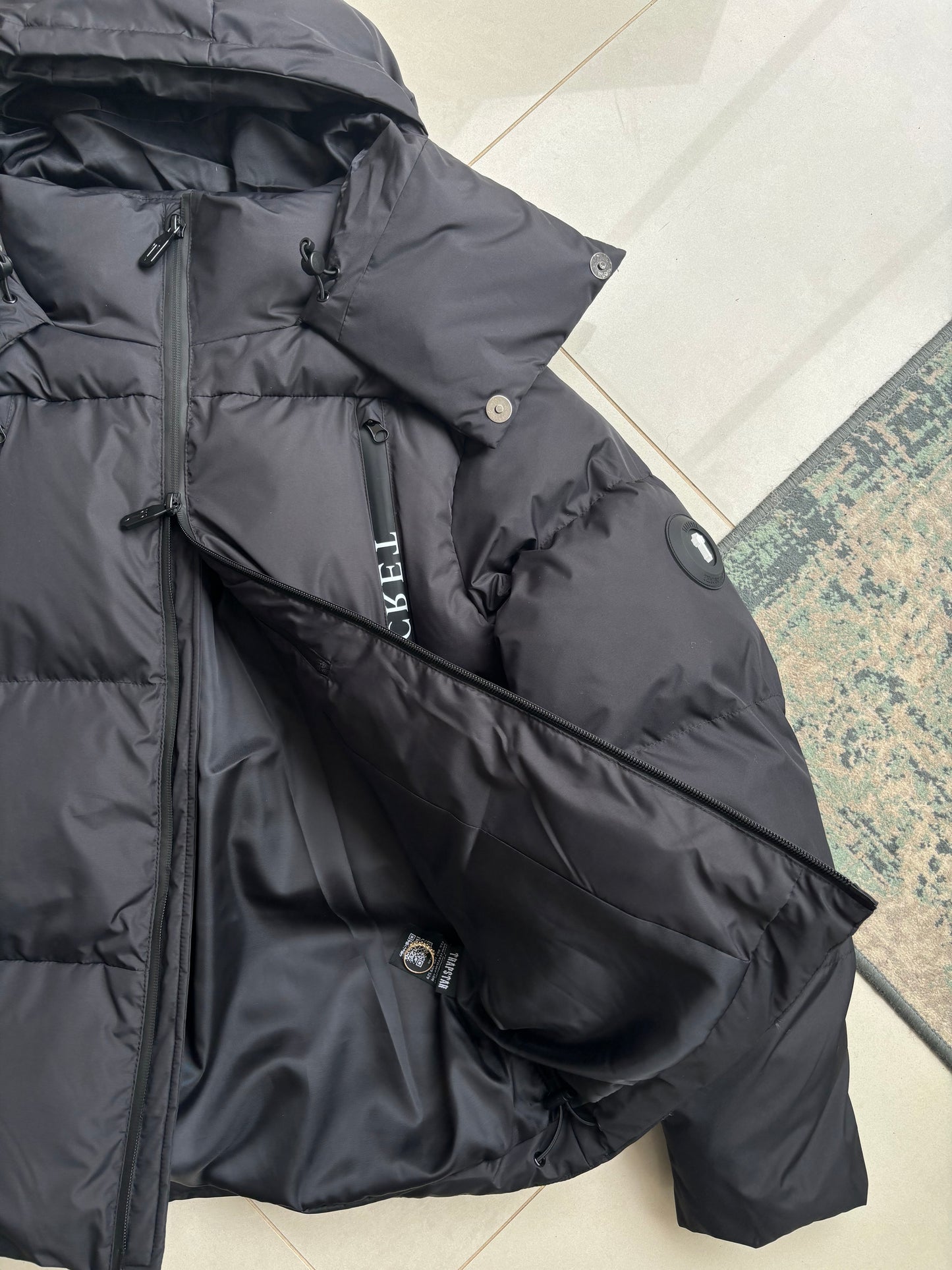 Trapstar x Awful Lot Of Cough Syrup Black Irongate Puffer Coat S