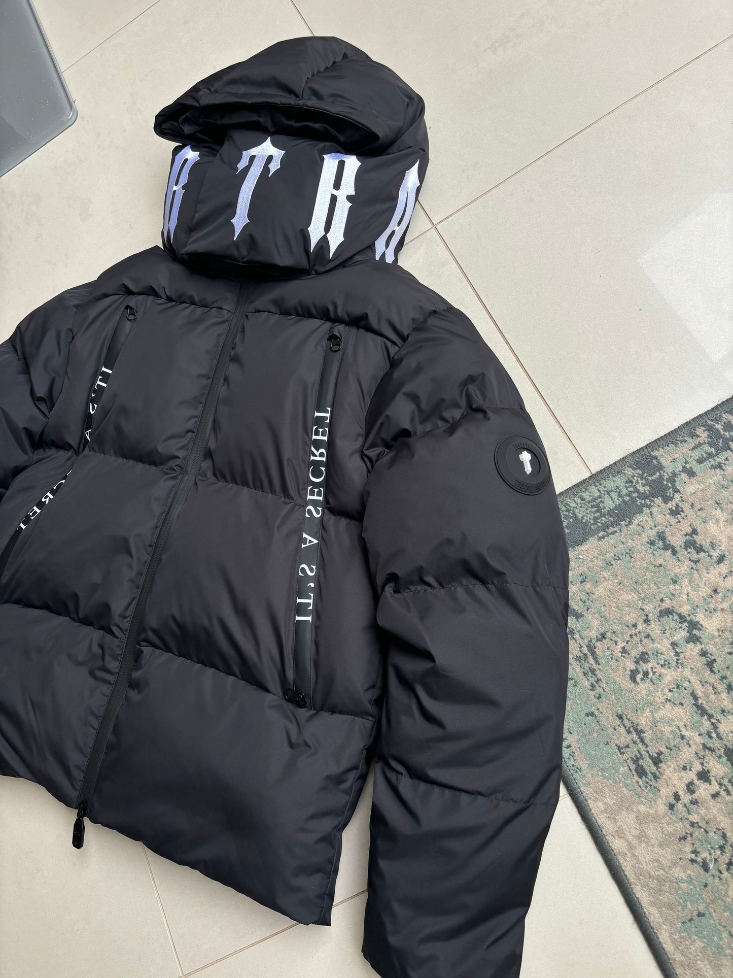 Trapstar x Awful Lot Of Cough Syrup Black Irongate Puffer Coat S