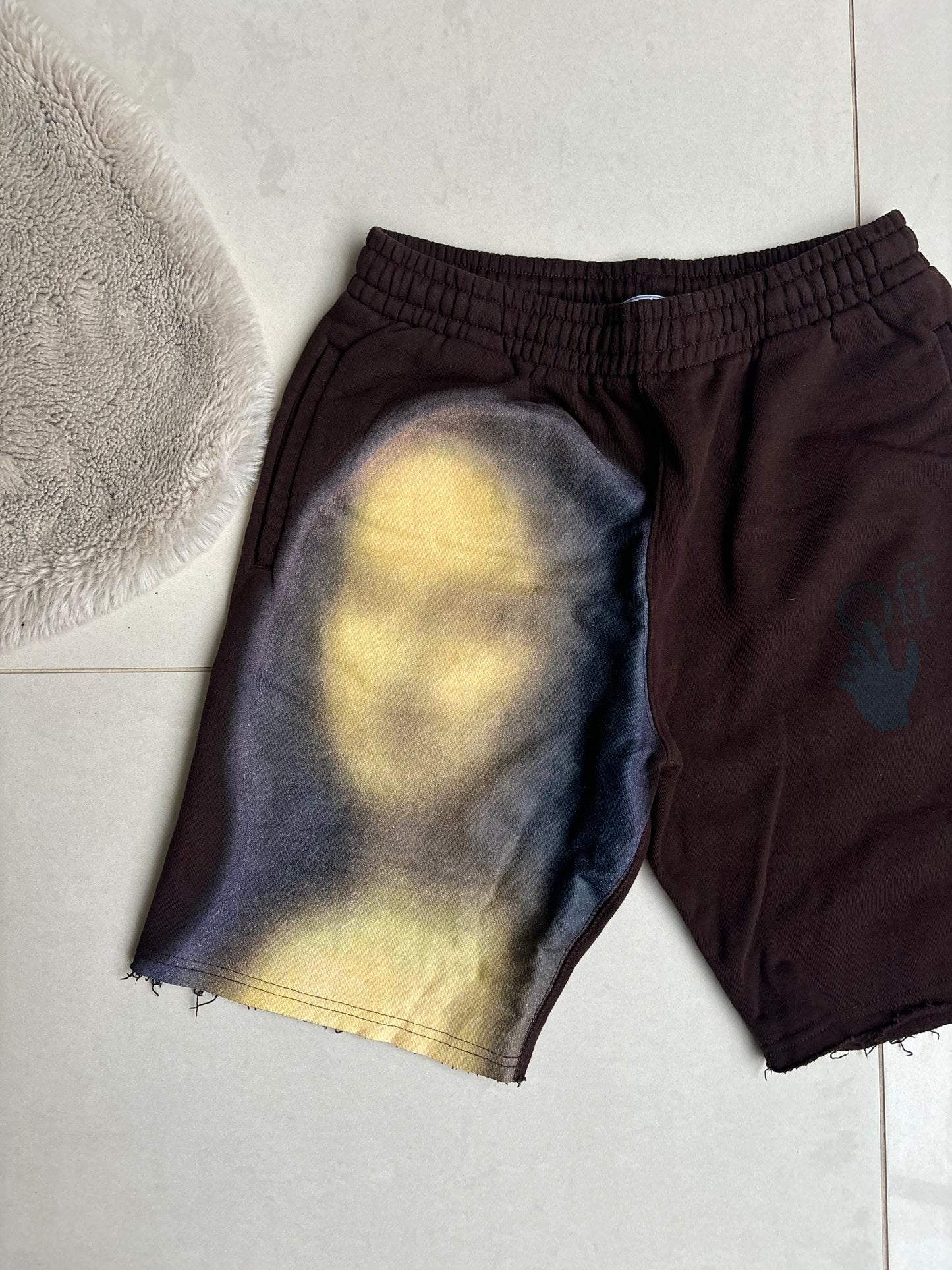 Off White Mona Lisa Blurred Brown Shorts M