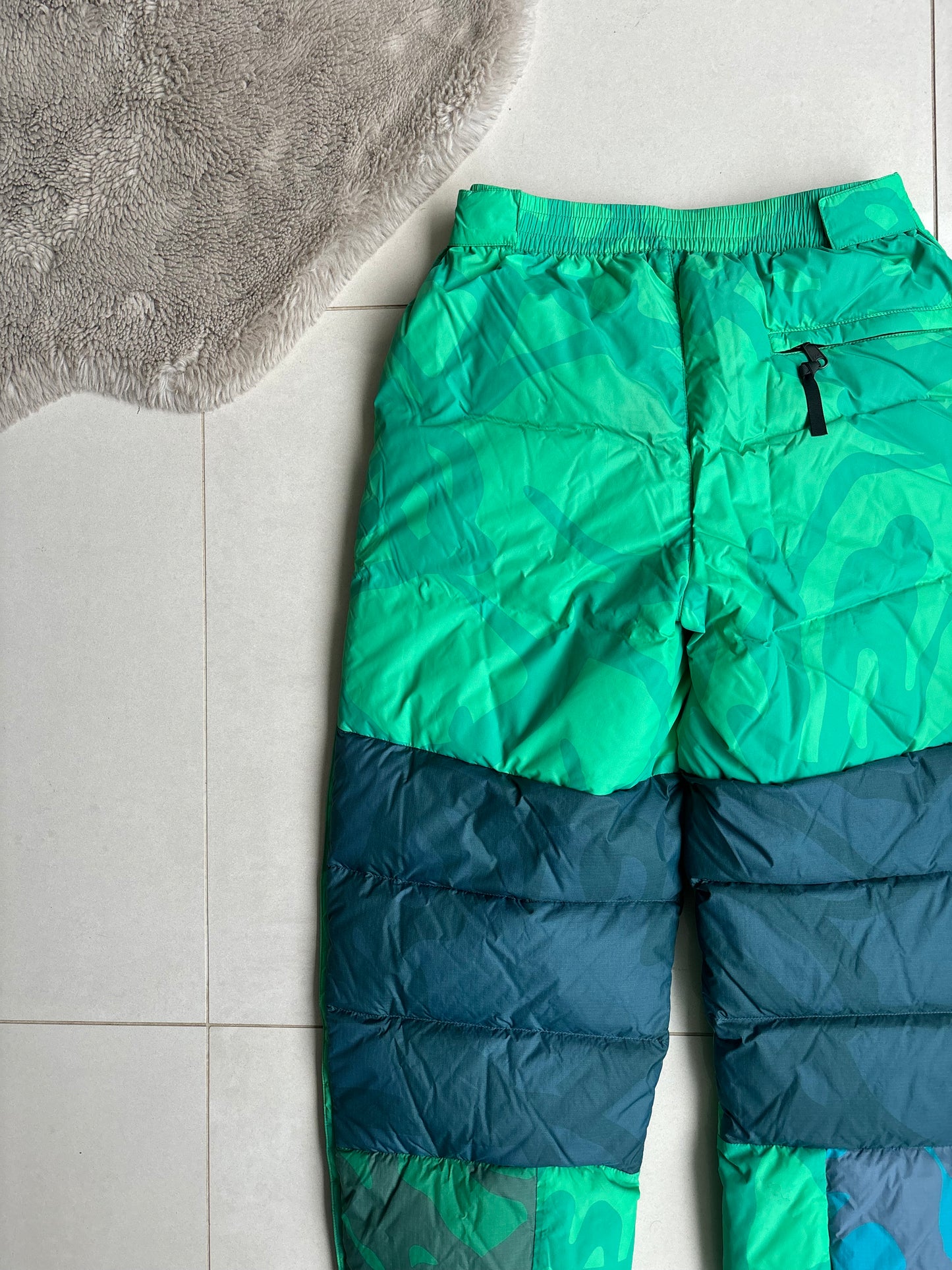 Kaws x The North Face 700 Nupste Pants Green/Blue M