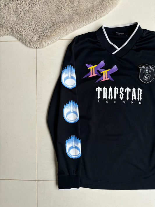 Trapstar x Street Fighter 2 Football Jersey M