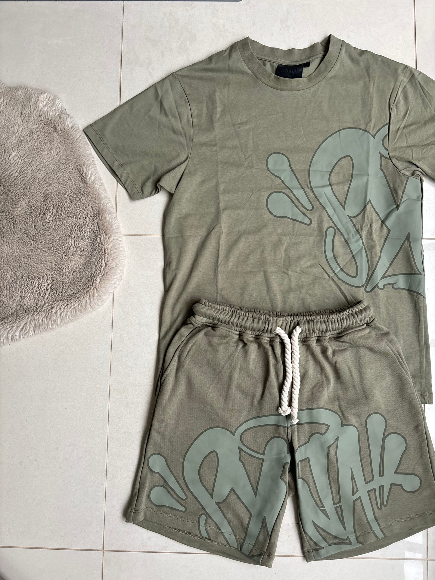 Syna World Khaki Short + T-shirt Set S