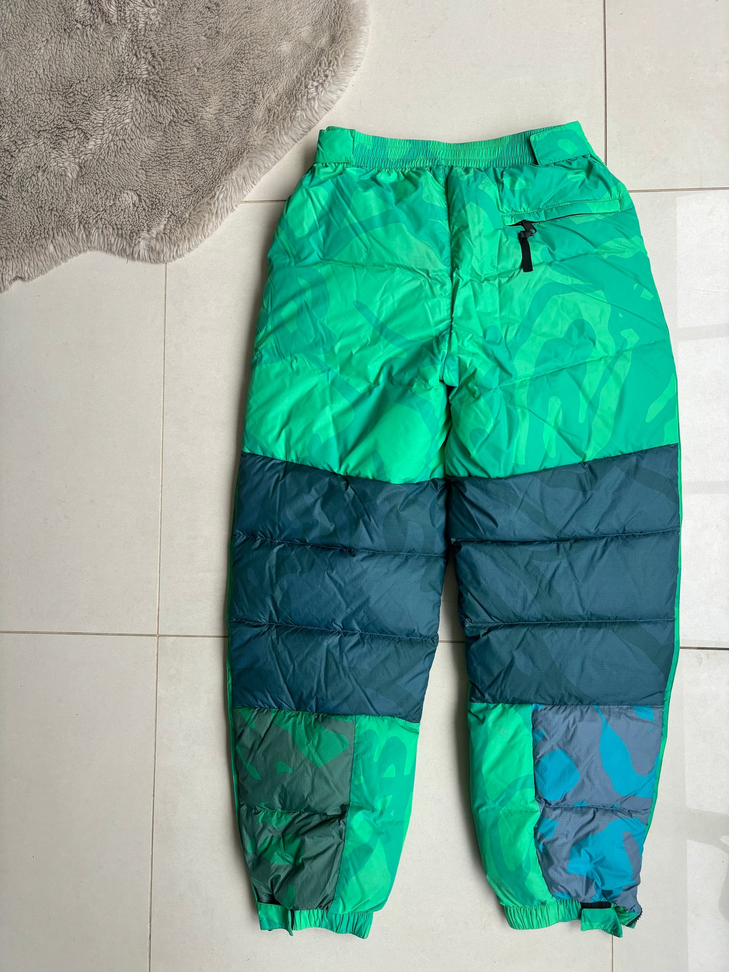 Kaws x The North Face 700 Nupste Pants Green/Blue M