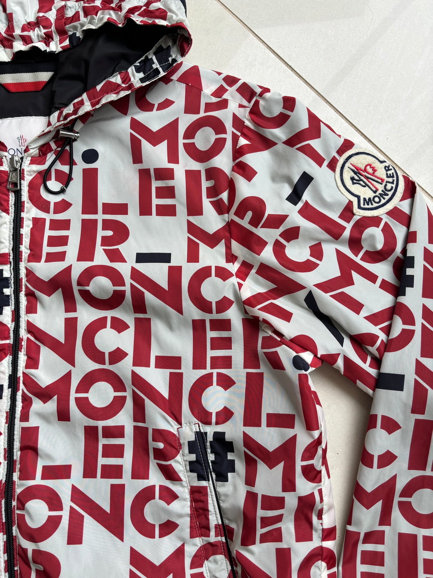 Moncler All Over Print  Windbreaker M