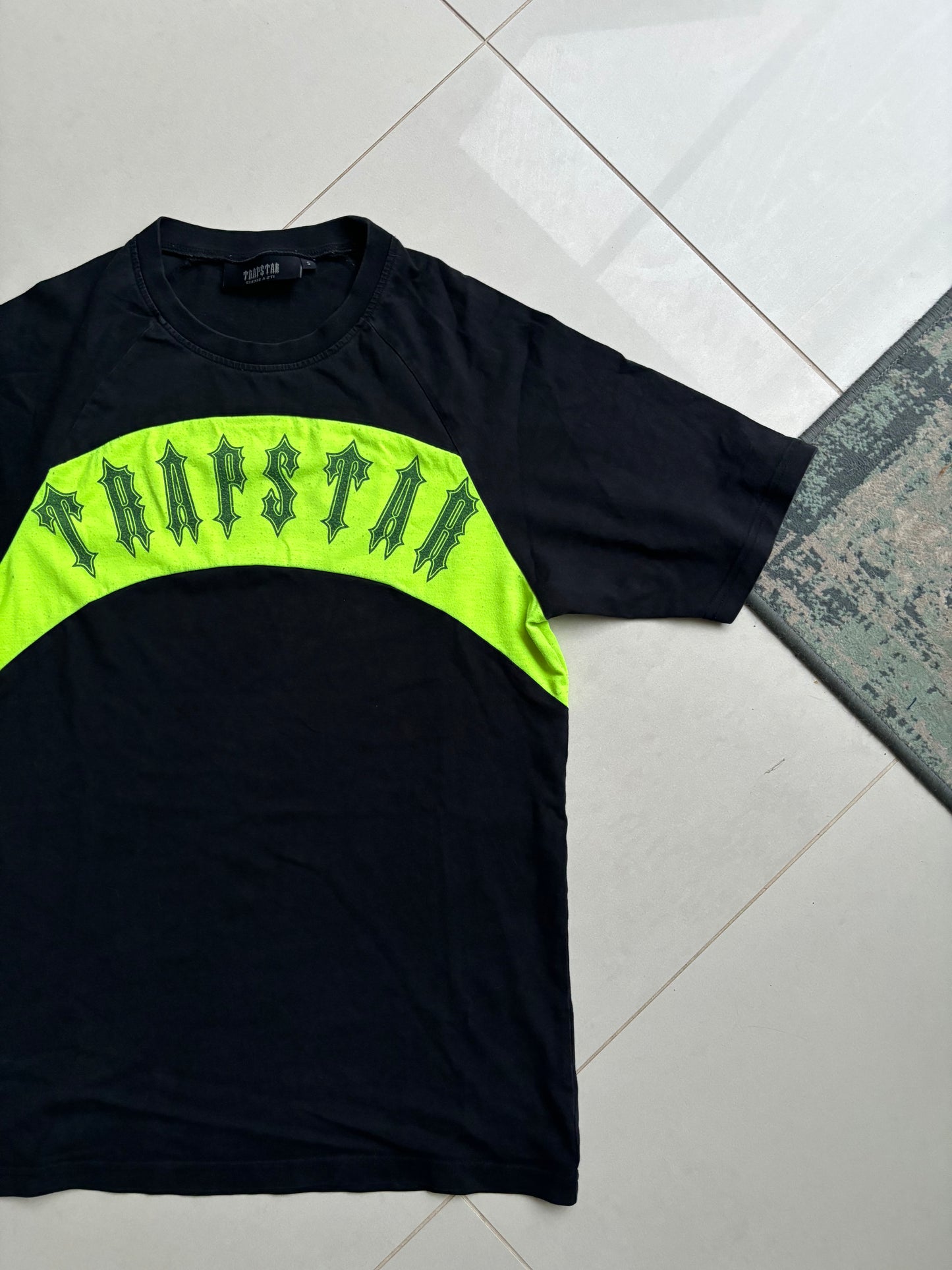 Trapstar Irongate OG Black Neon T Shirt S